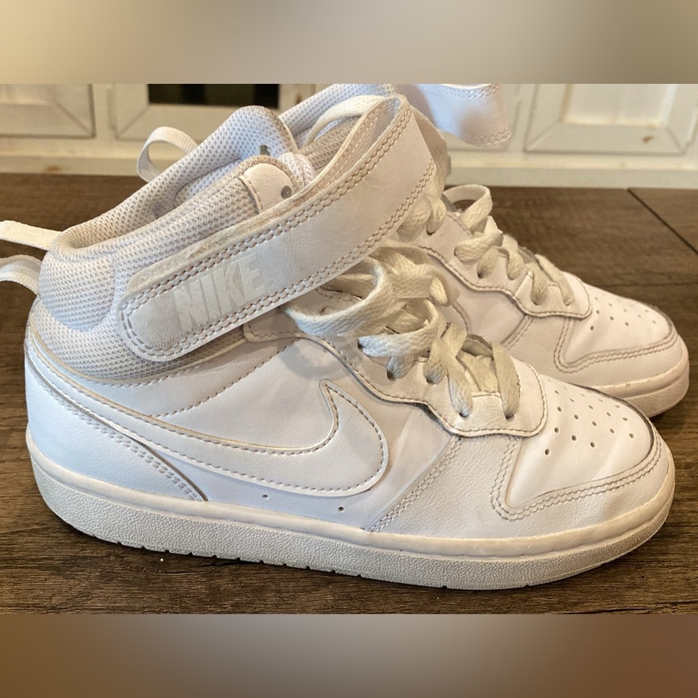 Nike Kids All-White High-Top Dunk Sneakers, Sz 3.5